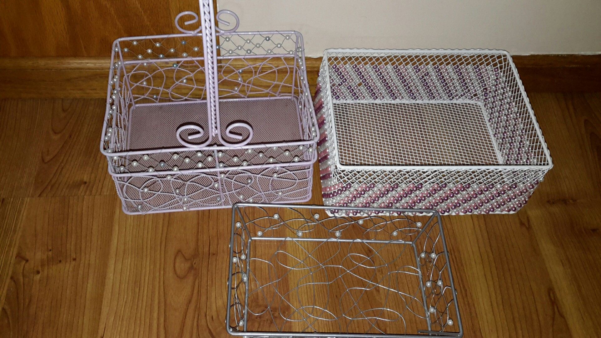 Pearl baskets