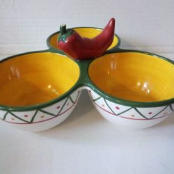 2001Collectable 2001 Clay Art CHILI 3 CONDIMENT and SALSA BOWL EXCELLENT CONDITION SUPER CLEAN BRIGHT COLORS. BUBBLE WRAP SHIPPED