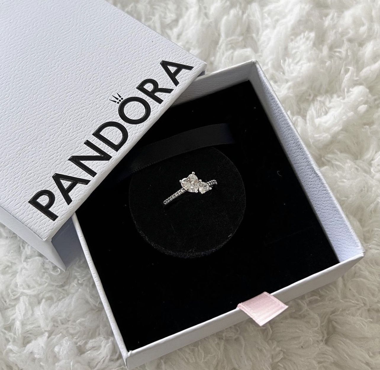 Pandora Ring