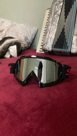 Off roading goggles