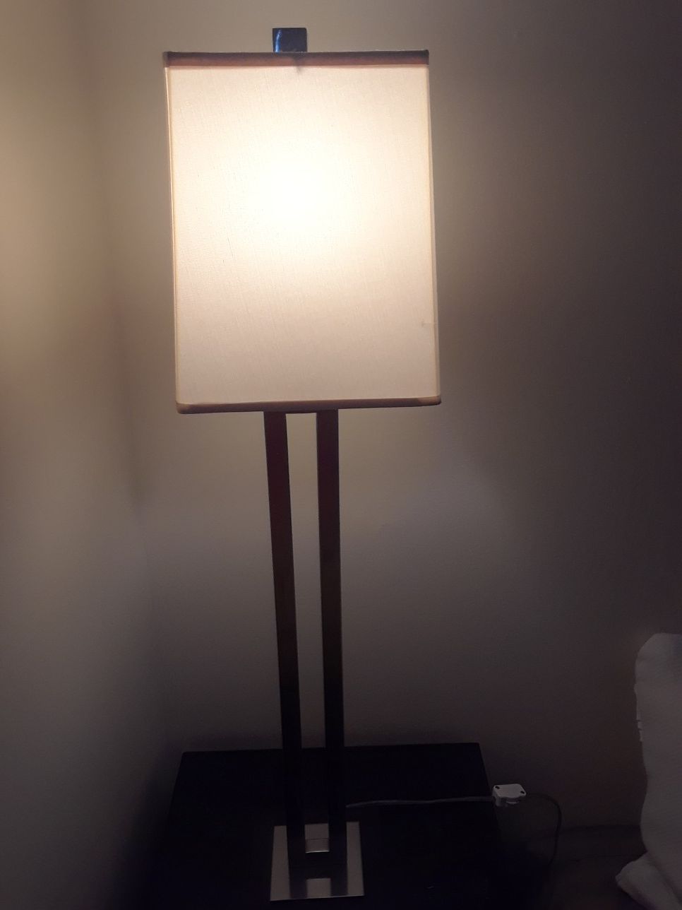 LAMP CONTEMPORARY **ONLY ONE**