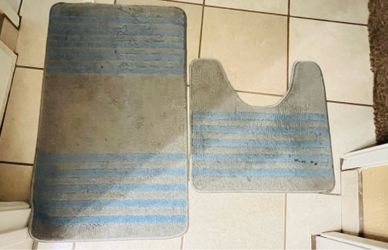 Bathroom rug