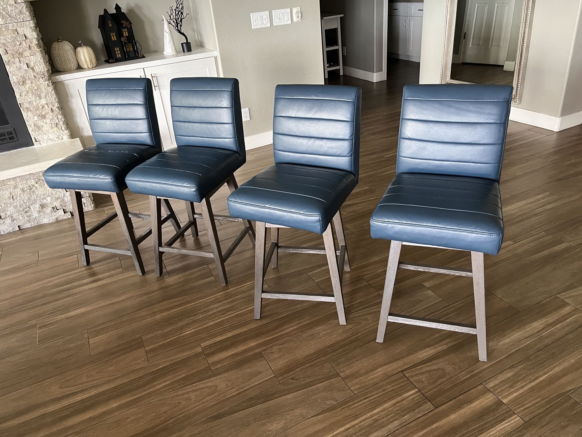 Kitchen Counter Top Stools