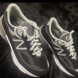 New Balance Shoes- Mens 7.5 Women’s 9 New In Box