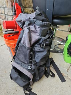 Explorer 4000 hiking bag