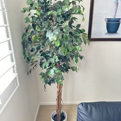 Artificial tree