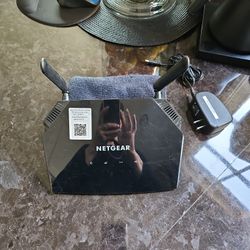 NETGEAR ROUTER