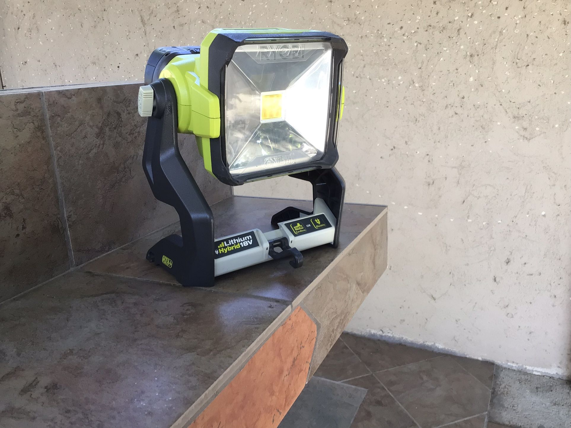 Ryobi Hybrid Flood Light