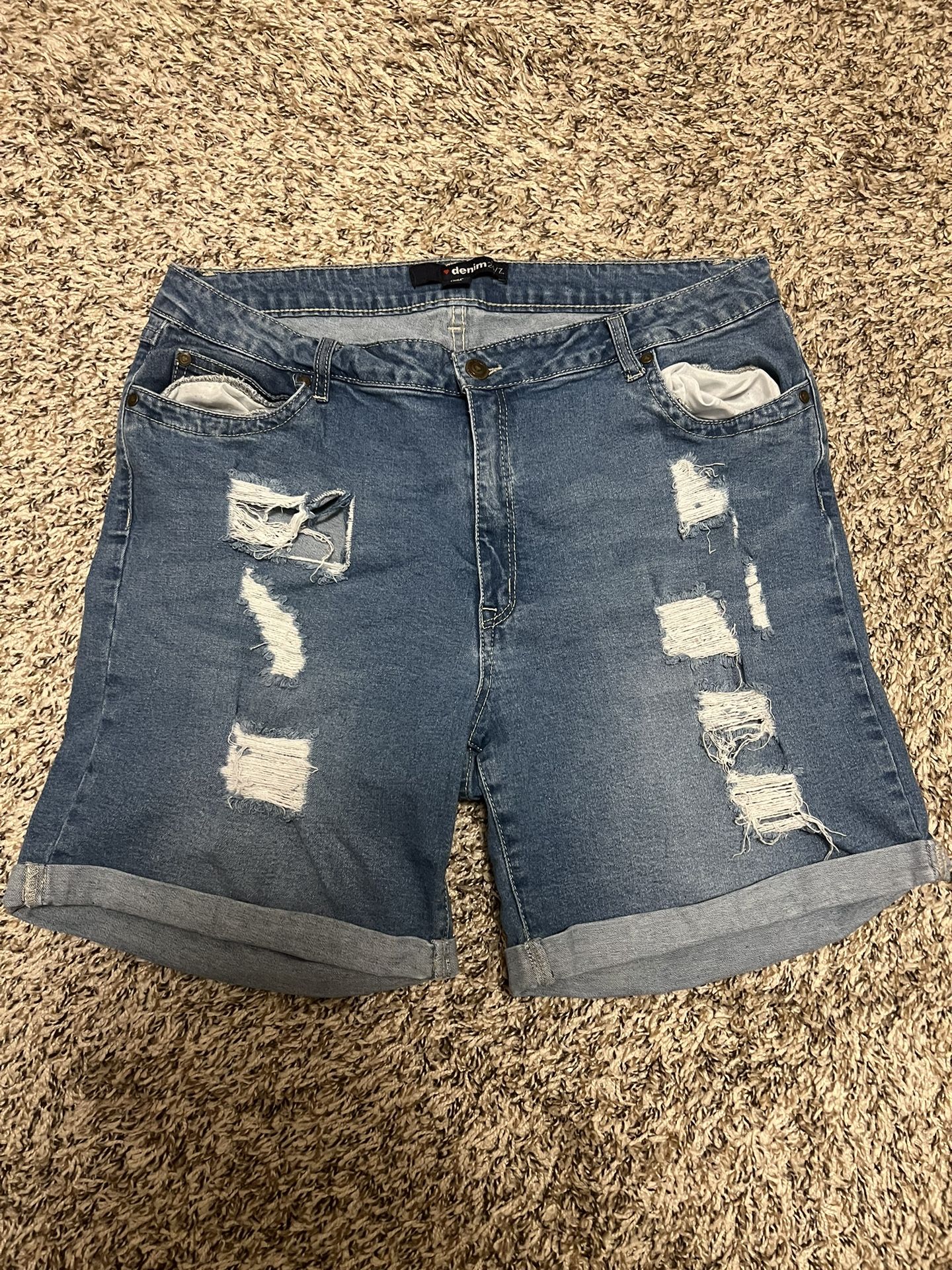 Denim 24/7 Jean Shorts