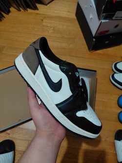 Jordan 1 Low Mocha 9.5M