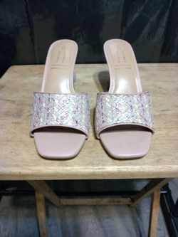 LC Lauren Conrad Rayyna Woven Women's Heeled Sandals. Size 9.