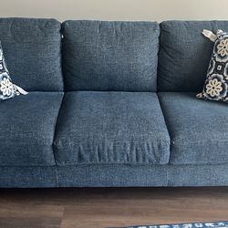 Moving must sell three months old Navy sofa