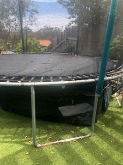 Free trampoline