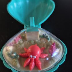 Vintage RUSS Animated Seashell Compact Playset Moving! Pocket Critter: Octopus