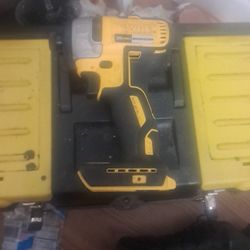 Dewalt Impact Drill 20v C Max 1/4"