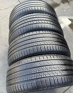 Set 255/50-20 Pirelli con el 80% de vida