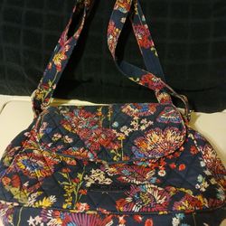 Vera Bradley Floral Crossbody Purse With Adjustable Strap.