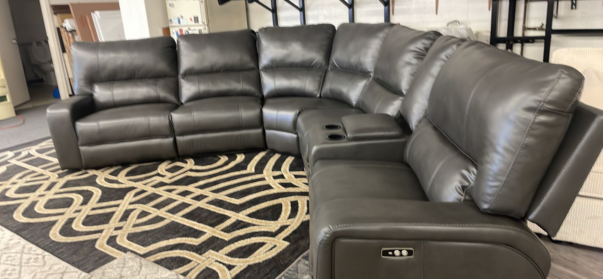 New Power Recliner Sectional Couch / Free Delivery