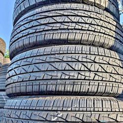 Firestone Tires 235-65R18 En Excelente Condición (4)