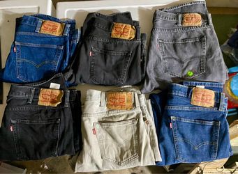 Men’s Levi jeans