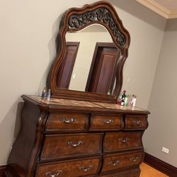 Bedroom furniture Set 