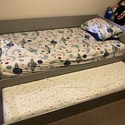 TWIN SIZE DAYBED WITH TWIN TRUNDLE For Kids 