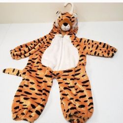 Last Minute Costumes Clean & Ready