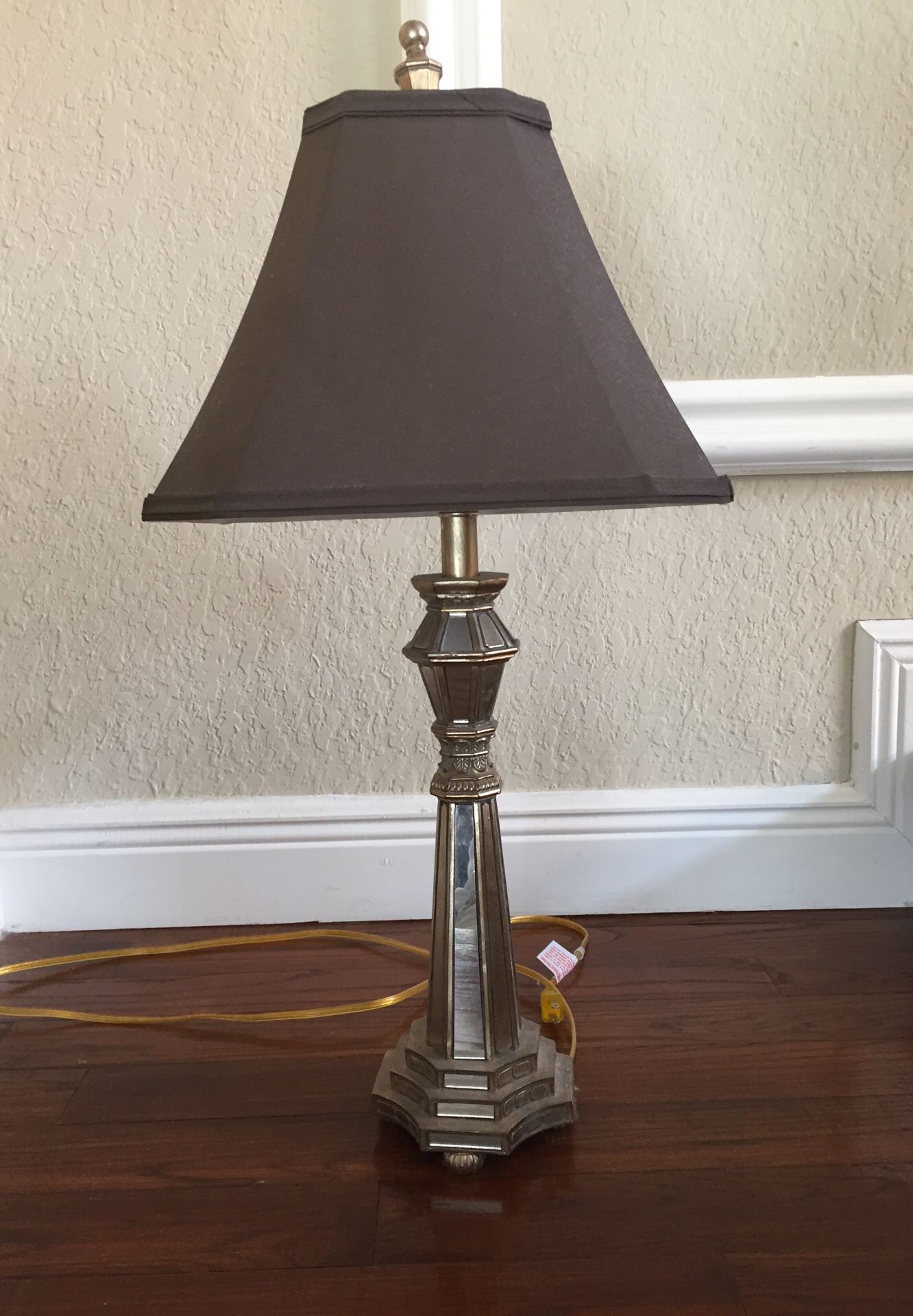 32” Table/Desk Lamp Gold and Mirrored.