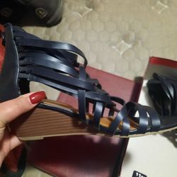 Size 10 Candies Wedges