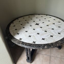 Amazing Italian Coffee Table, marble. 