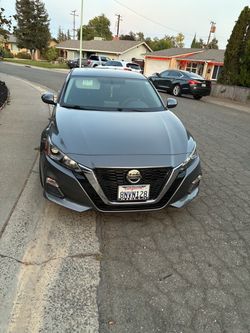 2020 Nissan Altima