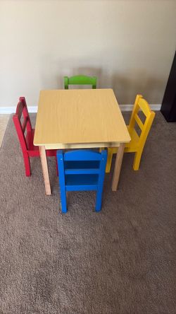 Kids play table