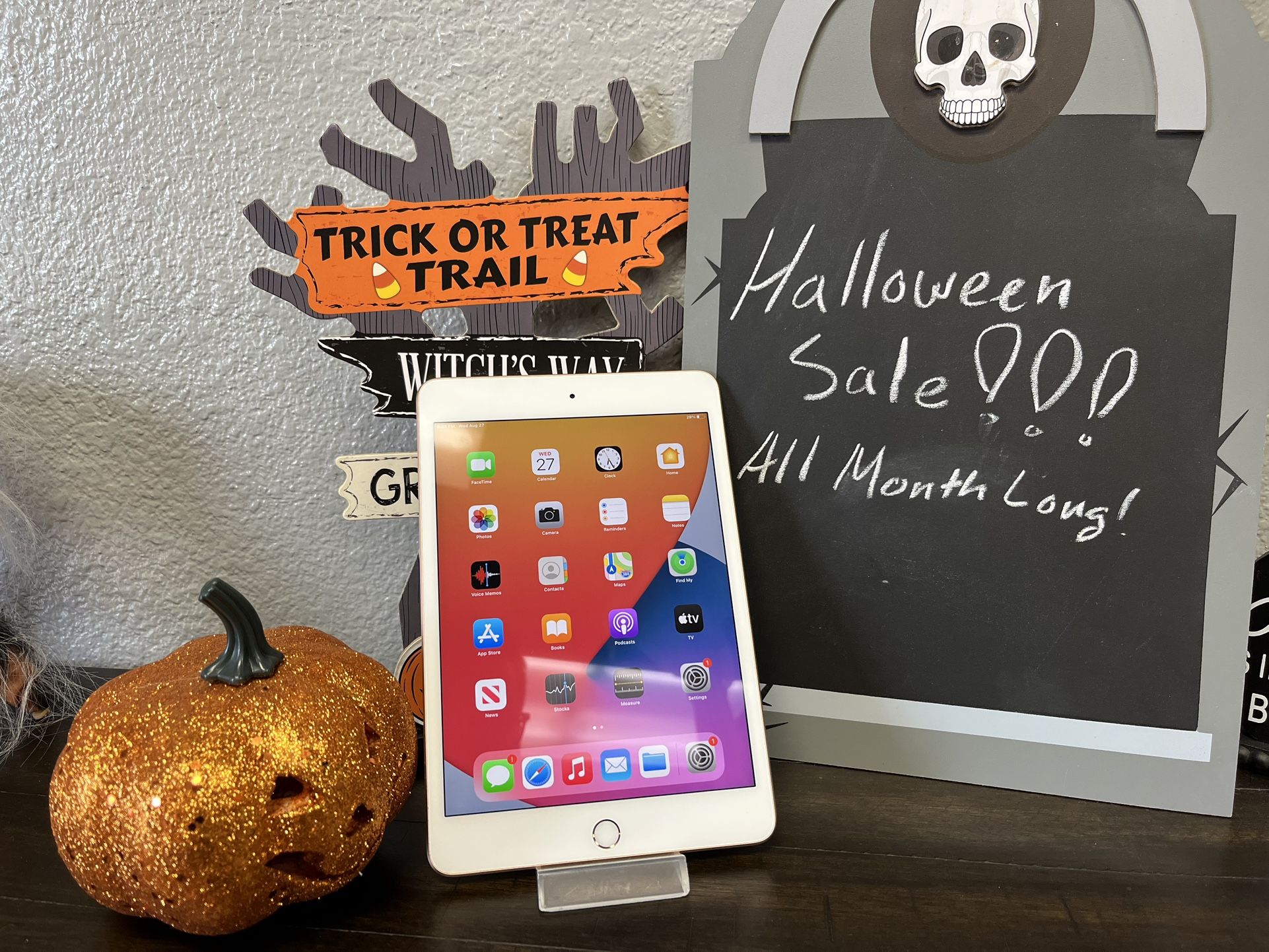 Halloween Sale 💀👻🎃 iPad Mini 5 WiFi 64GB - Rose Gold