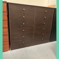 12 drawers dresser / Twelve drawers dresser