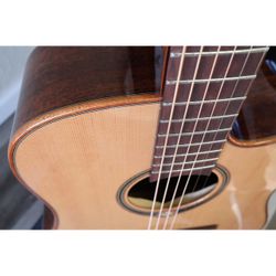 Lâg T118DCE Dreadnought Cutaway Acoustic-Electric Guitar