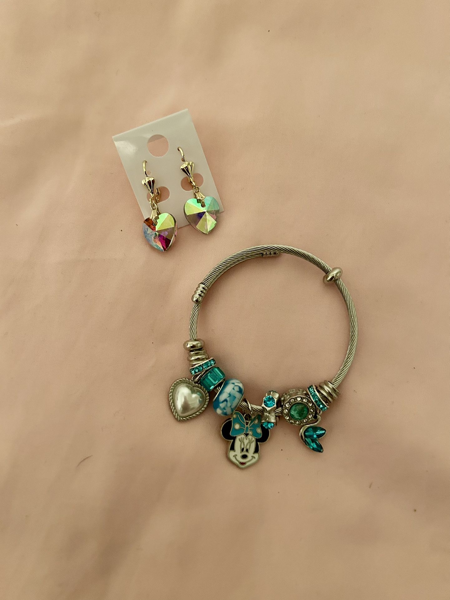 Minnie Blue Charm Bracelet Set $20