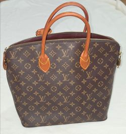 Louis Vuitton locking bag, authentic