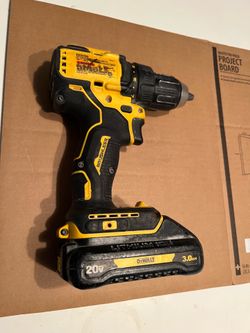 Milwaukee and DeWalt Power tools ‼️