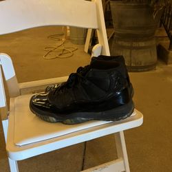 Jordan 11 Size 11.5 Cap N Gown
