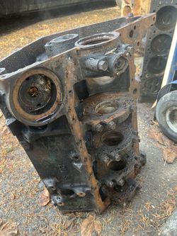 SBC 207 4 Bolt Main