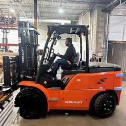 Brand New Forklifts Montacargas Nuevos