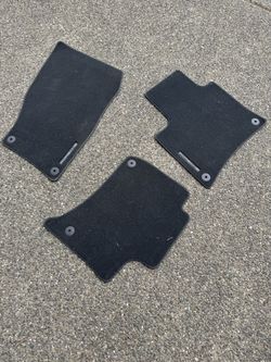 Porsche Cayenne Floor Mats (3 pcs)