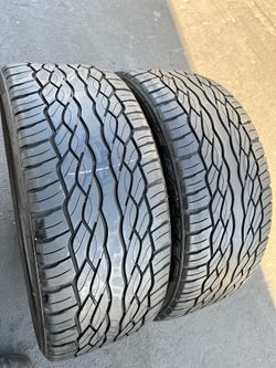 I sell 2 FALKEN 305/35/24 tires, it is in very good condition