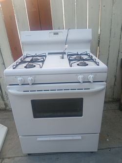 Gas Frigidaire Stove
