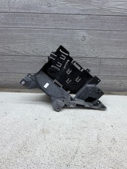 2019-2026 Silverado / Sierra 1500 engine control module bracket (ECM BRACKET) OEM