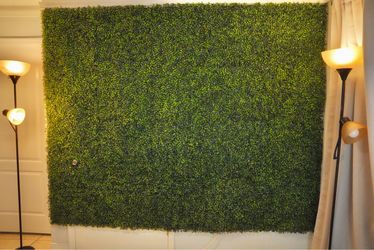 Large Artificial Boxwood Greenery Wall – 8’3” x 80” – Like New