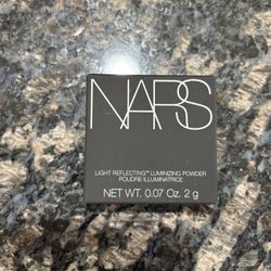NEW NARS LIGHT REFLECTING LUMINIZING POWDER IN EROS $8!