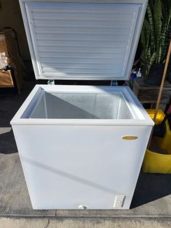 Freezer. Like new condition.  Holiday 5.0 cu ft.