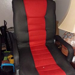 Racing-style Floor Gaming Chair
