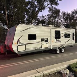 2016 Jayco J Flight Elite 30Ft Half Ton Towable 